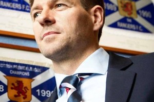 利物浦老队长力推三大新星接替萨拉赫：欧冠级别边锋与拜仁新“罗贝里”